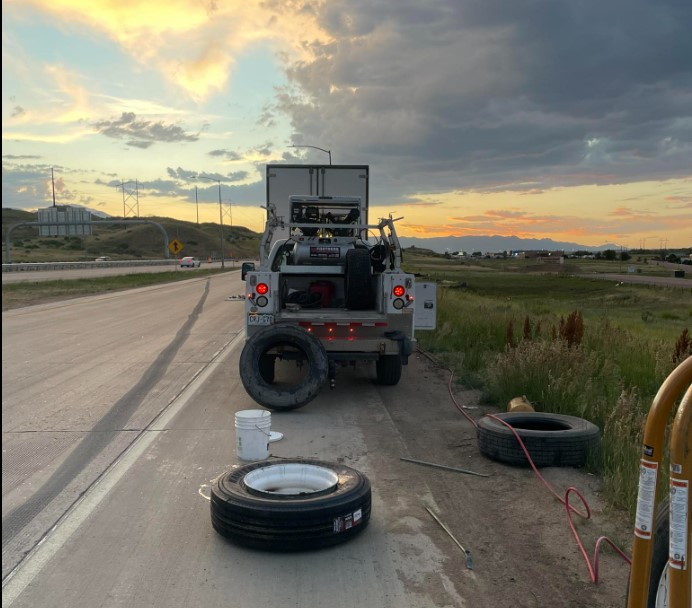 J&E 24HR Trucking Roadside LLC